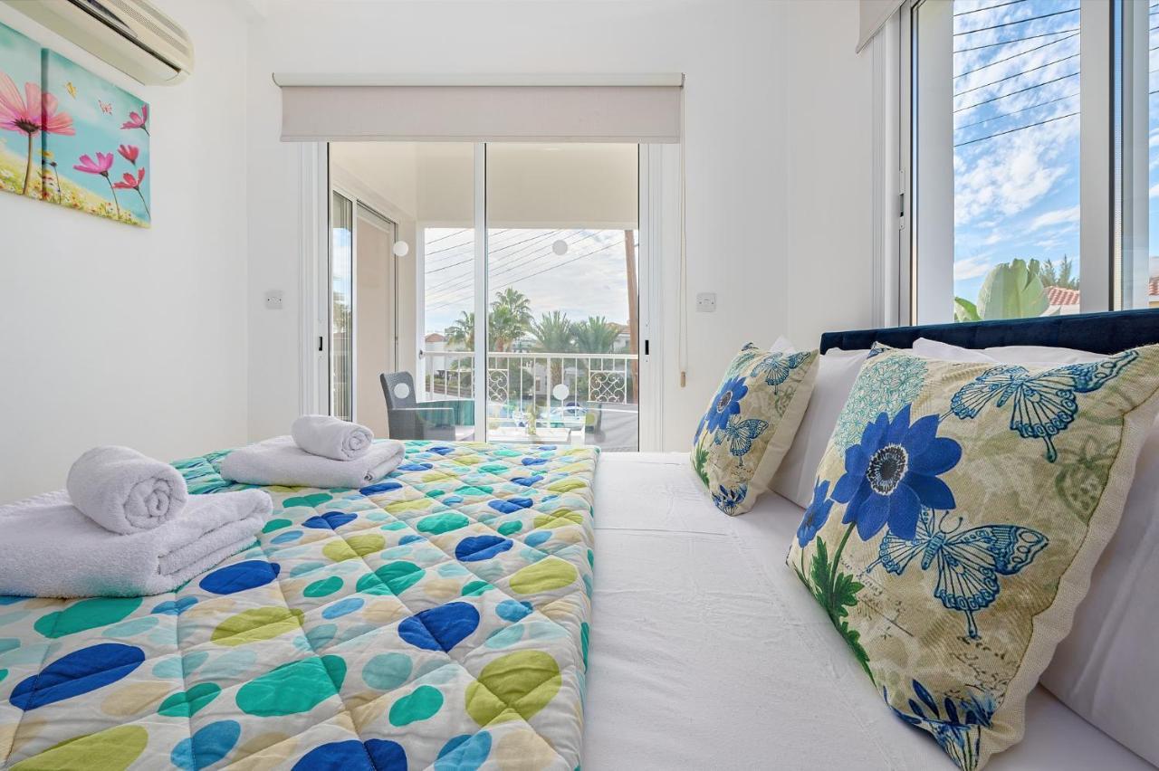 Villa Haven By Ezoria Villas Coral Bay Exterior photo
